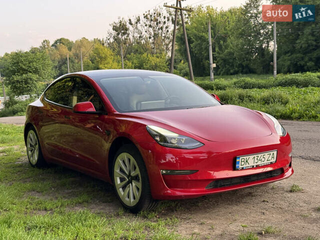 Красный Тесла Модель 3, объемом двигателя 0 л и пробегом 144 тыс. км за 15999 $, фото 2 на Automoto.ua