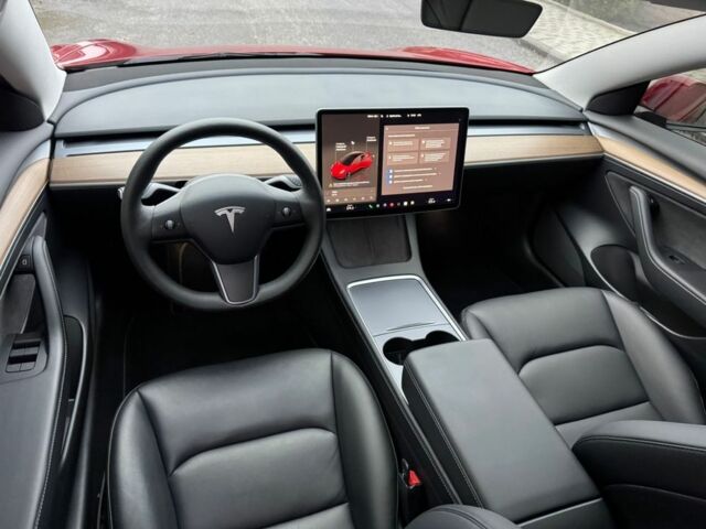 Червоний Тесла Модель 3, об'ємом двигуна 0 л та пробігом 65 тис. км за 21500 $, фото 15 на Automoto.ua