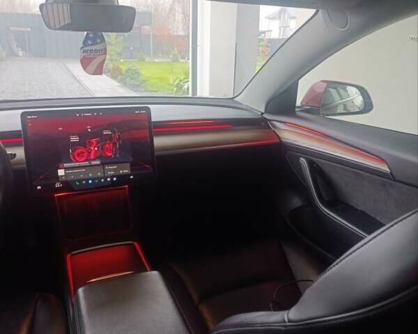 Красный Тесла Модель 3, объемом двигателя 0 л и пробегом 156 тыс. км за 19500 $, фото 56 на Automoto.ua