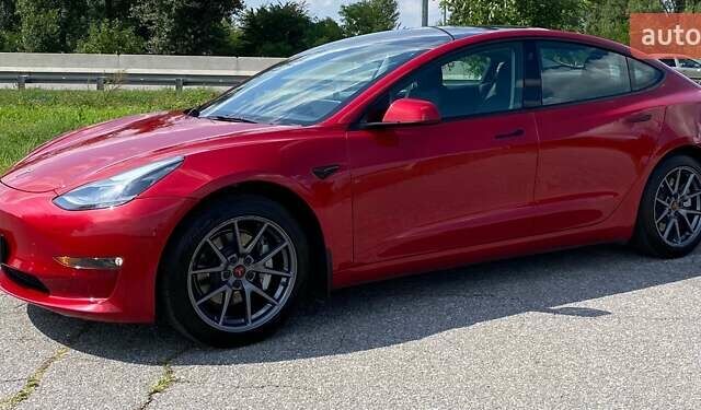 Червоний Тесла Модель 3, об'ємом двигуна 0 л та пробігом 50 тис. км за 22500 $, фото 5 на Automoto.ua