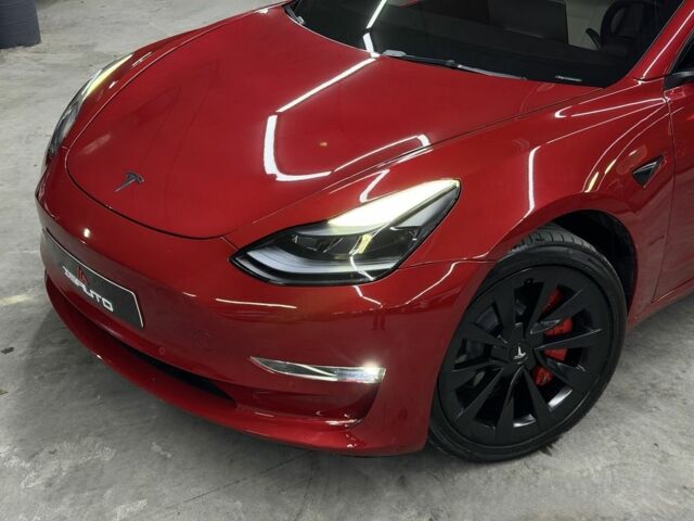 Червоний Тесла Модель 3, об'ємом двигуна 0 л та пробігом 43 тис. км за 22900 $, фото 5 на Automoto.ua