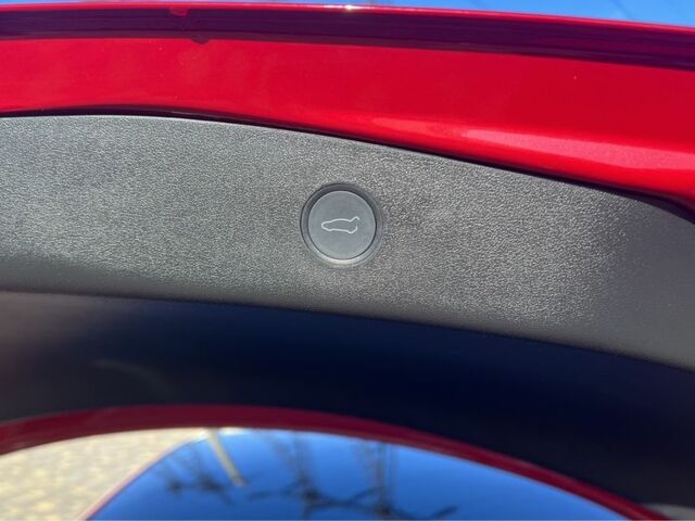 Красный Тесла Модель 3, объемом двигателя 0 л и пробегом 35 тыс. км за 22000 $, фото 21 на Automoto.ua