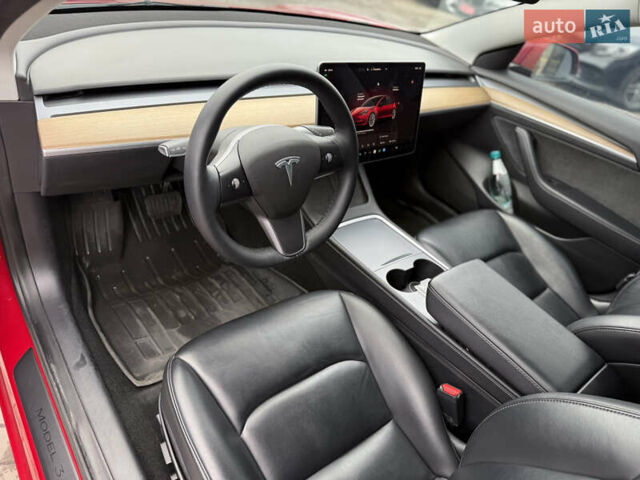 Красный Тесла Модель 3, объемом двигателя 0 л и пробегом 43 тыс. км за 19888 $, фото 13 на Automoto.ua