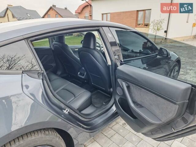 Червоний Тесла Модель 3, об'ємом двигуна 0 л та пробігом 59 тис. км за 20700 $, фото 22 на Automoto.ua