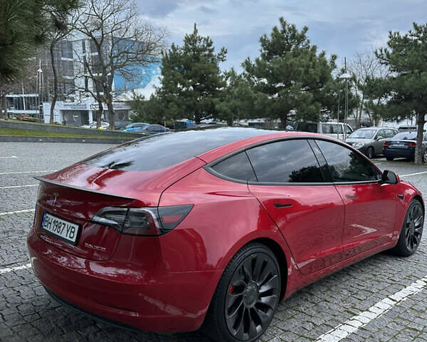 Красный Тесла Модель 3, объемом двигателя 0 л и пробегом 29 тыс. км за 23000 $, фото 19 на Automoto.ua