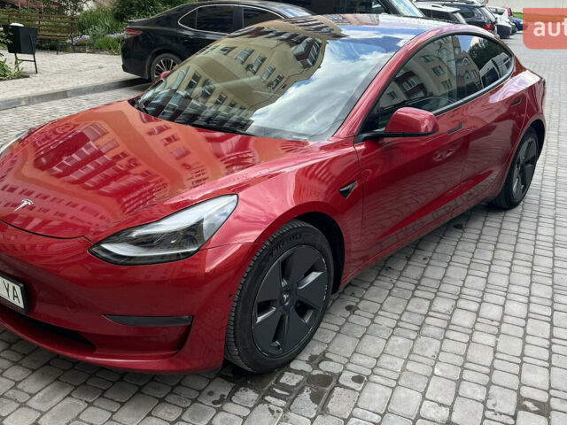 Красный Тесла Модель 3, объемом двигателя 0 л и пробегом 105 тыс. км за 22500 $, фото 2 на Automoto.ua