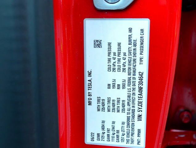 Червоний Тесла Модель 3, об'ємом двигуна 0.37 л та пробігом 12 тис. км за 21400 $, фото 7 на Automoto.ua