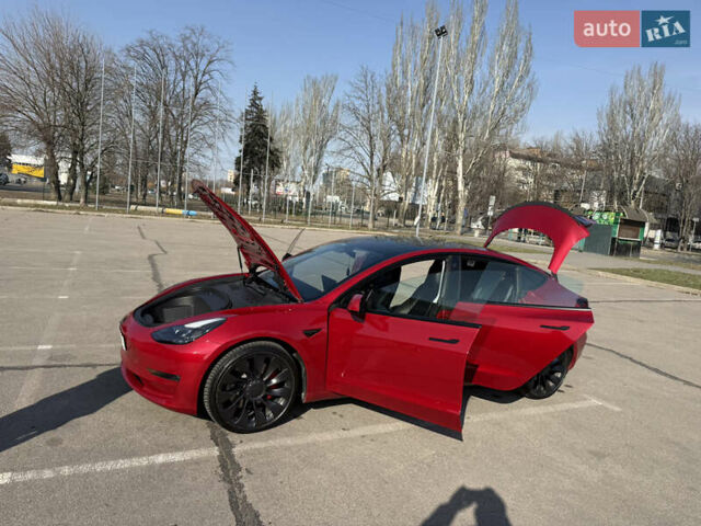 Червоний Тесла Модель 3, об'ємом двигуна 0 л та пробігом 21 тис. км за 27900 $, фото 32 на Automoto.ua