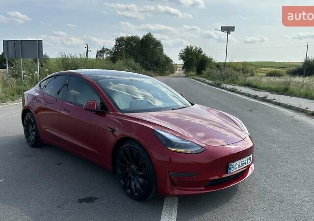 Тесла Модель 3 2022 у Львові на Automoto.ua Червоний Тесла Модель 3, об'ємом двигуна 0 л та пробігом 69 тис. км за 25200 $, фото 18 на Automoto.ua