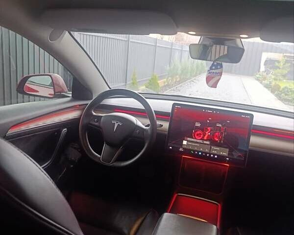 Красный Тесла Модель 3, объемом двигателя 0 л и пробегом 156 тыс. км за 19500 $, фото 55 на Automoto.ua