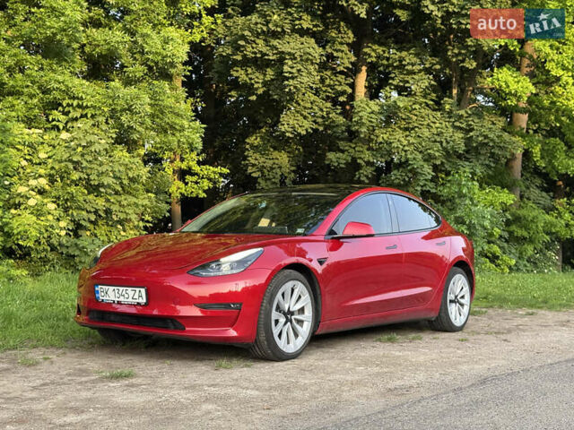 Красный Тесла Модель 3, объемом двигателя 0 л и пробегом 144 тыс. км за 15999 $, фото 3 на Automoto.ua