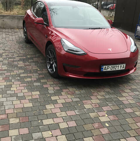 Красный Тесла Модель 3, объемом двигателя 0 л и пробегом 11 тыс. км за 26100 $, фото 1 на Automoto.ua