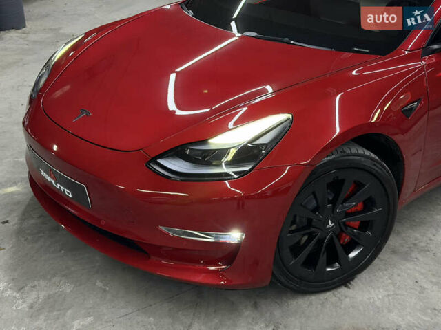 Червоний Тесла Модель 3, об'ємом двигуна 0 л та пробігом 43 тис. км за 22900 $, фото 7 на Automoto.ua