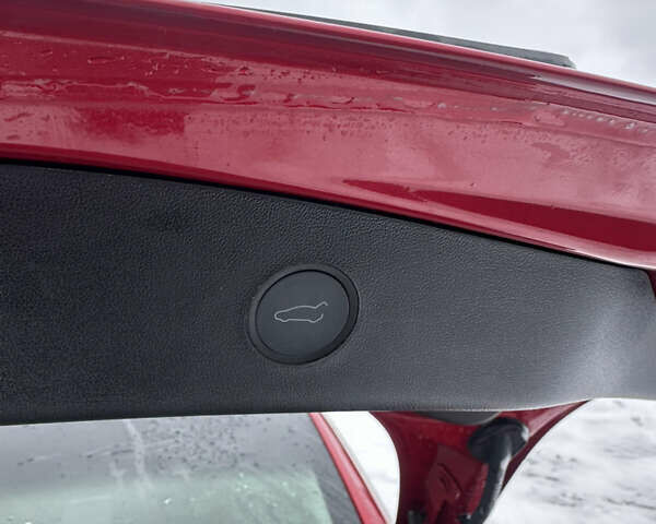 Червоний Тесла Модель 3, об'ємом двигуна 0 л та пробігом 119 тис. км за 22400 $, фото 15 на Automoto.ua