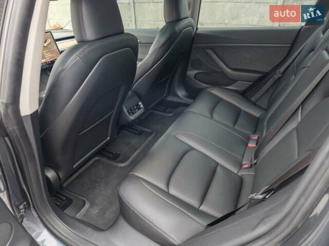 Червоний Тесла Модель 3, об'ємом двигуна 0 л та пробігом 59 тис. км за 20700 $, фото 18 на Automoto.ua