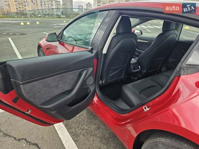 Червоний Тесла Модель 3, об'ємом двигуна 0 л та пробігом 1 тис. км за 19900 $, фото 10 на Automoto.ua