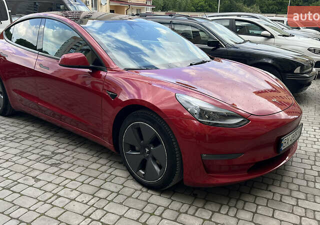 Красный Тесла Модель 3, объемом двигателя 0 л и пробегом 105 тыс. км за 22700 $, фото 4 на Automoto.ua