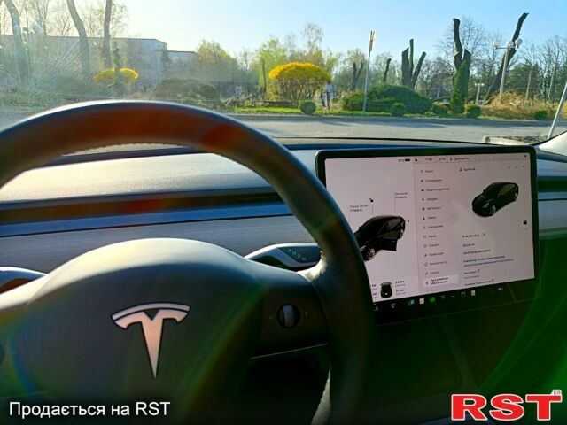 Червоний Тесла Модель 3, об'ємом двигуна 0 л та пробігом 28 тис. км за 24999 $, фото 6 на Automoto.ua