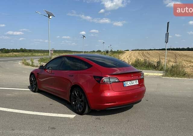 Тесла Модель 3 2022 у Львові на Automoto.ua Червоний Тесла Модель 3, об'ємом двигуна 0 л та пробігом 69 тис. км за 25200 $, фото 5 на Automoto.ua