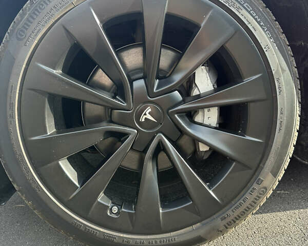 Тесла Модель 3 2022 в Виннице на Automoto.ua Красный Тесла Модель 3, объемом двигателя 0 л и пробегом 1 тыс. км за 25000 $, фото 6 на Automoto.ua