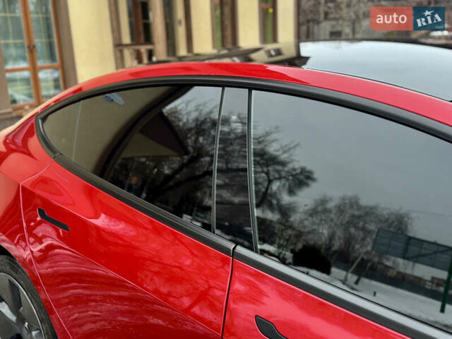 Червоний Тесла Модель 3, об'ємом двигуна 0 л та пробігом 63 тис. км за 19200 $, фото 6 на Automoto.ua