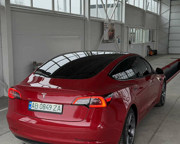Красный Тесла Модель 3, объемом двигателя 0 л и пробегом 96 тыс. км за 18900 $, фото 5 на Automoto.ua
