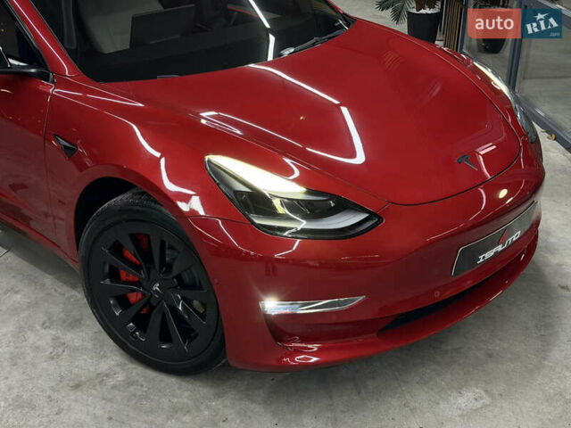 Червоний Тесла Модель 3, об'ємом двигуна 0 л та пробігом 43 тис. км за 22900 $, фото 2 на Automoto.ua