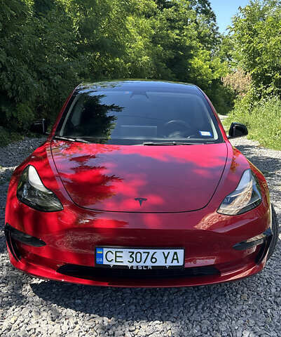 Красный Тесла Модель 3, объемом двигателя 0 л и пробегом 47 тыс. км за 22900 $, фото 2 на Automoto.ua