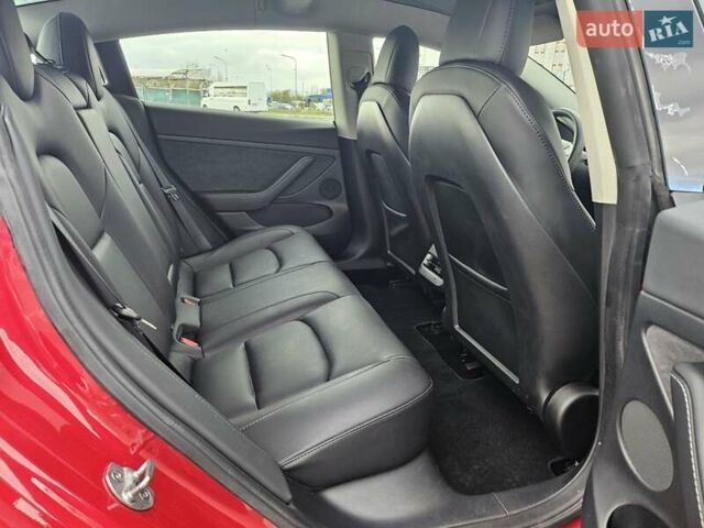 Червоний Тесла Модель 3, об'ємом двигуна 0 л та пробігом 1 тис. км за 19900 $, фото 13 на Automoto.ua