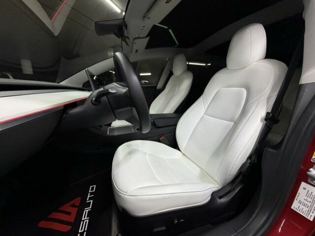 Червоний Тесла Модель 3, об'ємом двигуна 0 л та пробігом 43 тис. км за 22900 $, фото 16 на Automoto.ua