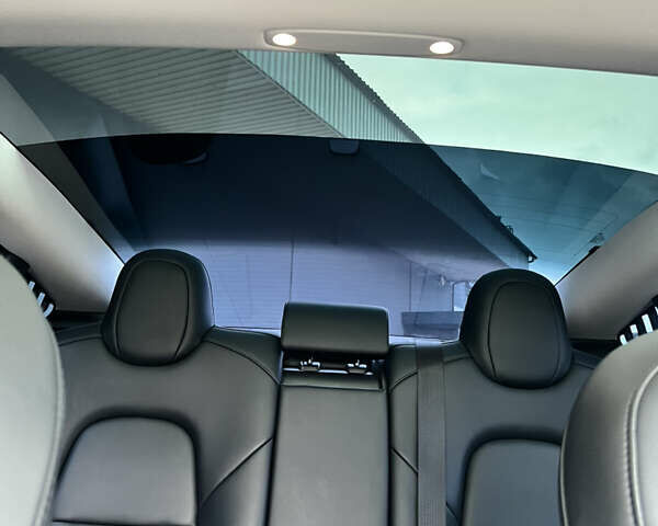 Тесла Модель 3 2022 в Львове на Automoto.ua Красный Тесла Модель 3, объемом двигателя 0 л и пробегом 112 тыс. км за 18900 $, фото 18 на Automoto.ua