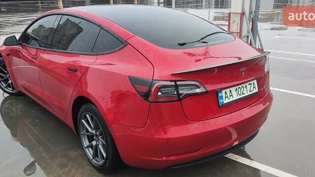 Червоний Тесла Модель 3, об'ємом двигуна 0 л та пробігом 10 тис. км за 25499 $, фото 7 на Automoto.ua