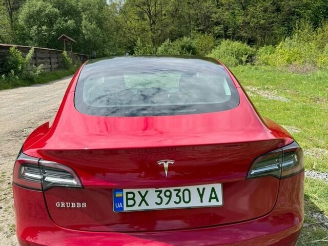 Красный Тесла Модель 3, объемом двигателя 0 л и пробегом 131 тыс. км за 19500 $, фото 6 на Automoto.ua