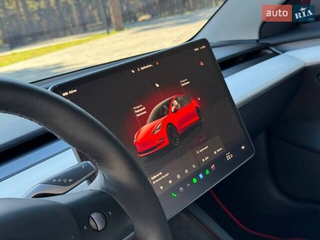 Красный Тесла Модель 3, объемом двигателя 0 л и пробегом 49 тыс. км за 22500 $, фото 39 на Automoto.ua