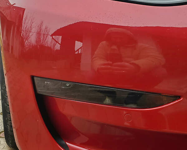 Красный Тесла Модель 3, объемом двигателя 0 л и пробегом 30 тыс. км за 22000 $, фото 7 на Automoto.ua