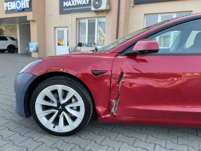 Красный Тесла Модель 3, объемом двигателя 0 л и пробегом 206 тыс. км за 14800 $, фото 5 на Automoto.ua