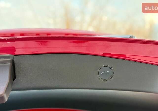 Червоний Тесла Модель 3, об'ємом двигуна 0 л та пробігом 52 тис. км за 21999 $, фото 20 на Automoto.ua