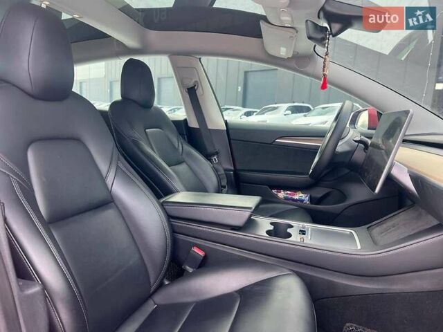 Червоний Тесла Модель 3, об'ємом двигуна 0 л та пробігом 50 тис. км за 24590 $, фото 37 на Automoto.ua