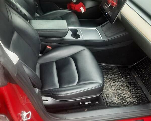 Красный Тесла Модель 3, объемом двигателя 0 л и пробегом 287 тыс. км за 15999 $, фото 22 на Automoto.ua