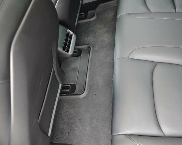 Червоний Тесла Модель 3, об'ємом двигуна 0 л та пробігом 59 тис. км за 20700 $, фото 19 на Automoto.ua