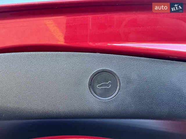 Красный Тесла Модель 3, объемом двигателя 0 л и пробегом 45 тыс. км за 19999 $, фото 39 на Automoto.ua