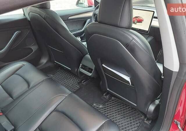 Червоний Тесла Модель 3, об'ємом двигуна 0 л та пробігом 247 тис. км за 16500 $, фото 19 на Automoto.ua