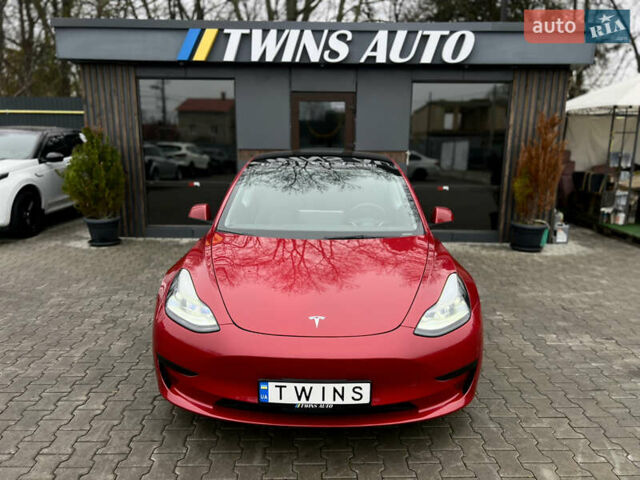 Красный Тесла Модель 3, объемом двигателя 0 л и пробегом 11 тыс. км за 25900 $, фото 13 на Automoto.ua