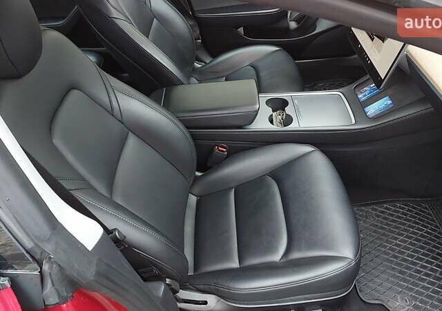 Червоний Тесла Модель 3, об'ємом двигуна 0 л та пробігом 247 тис. км за 16500 $, фото 18 на Automoto.ua
