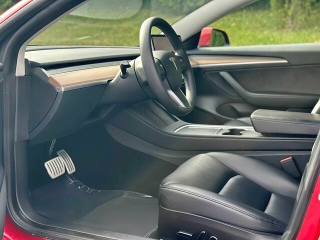 Красный Тесла Модель 3, объемом двигателя 0 л и пробегом 13 тыс. км за 9900 $, фото 9 на Automoto.ua