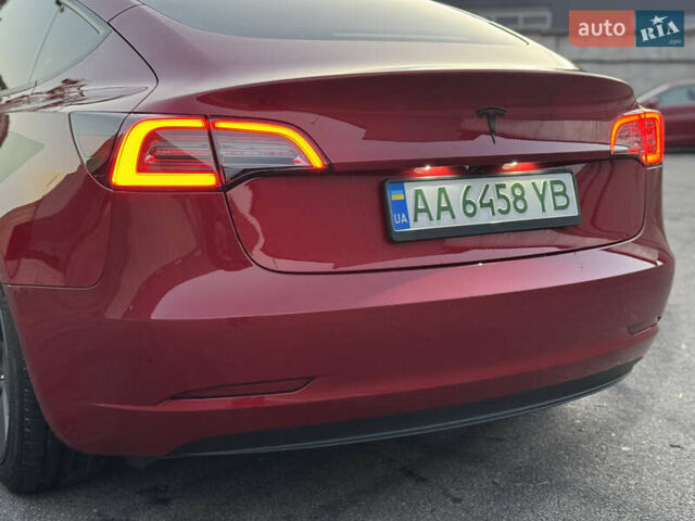 Тесла Модель 3 2023 у Києві на Automoto.ua Червоний Тесла Модель 3, об'ємом двигуна 0 л та пробігом 20 тис. км за 19999 $, фото 13 на Automoto.ua
