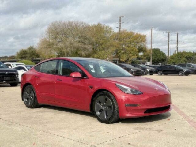 Червоний Тесла Модель 3, об'ємом двигуна 0 л та пробігом 22 тис. км за 18500 $, фото 2 на Automoto.ua