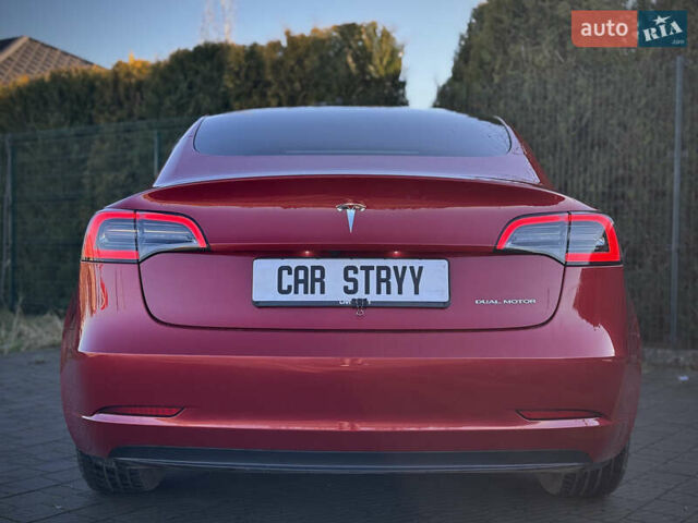 Красный Тесла Модель 3, объемом двигателя 0 л и пробегом 45 тыс. км за 19999 $, фото 7 на Automoto.ua