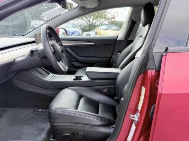 Червоний Тесла Модель 3, об'ємом двигуна 0 л та пробігом 22 тис. км за 18500 $, фото 9 на Automoto.ua