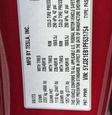 Красный Тесла Модель 3, объемом двигателя 0 л и пробегом 42 тыс. км за 21500 $, фото 17 на Automoto.ua